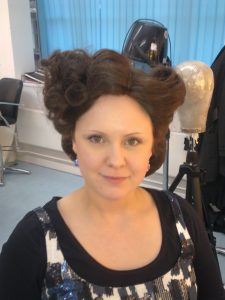 40's Style Wig Dressin
